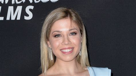 jennette mccurdy beach boyfriend|The Truth About Jennette McCurdys Dating History